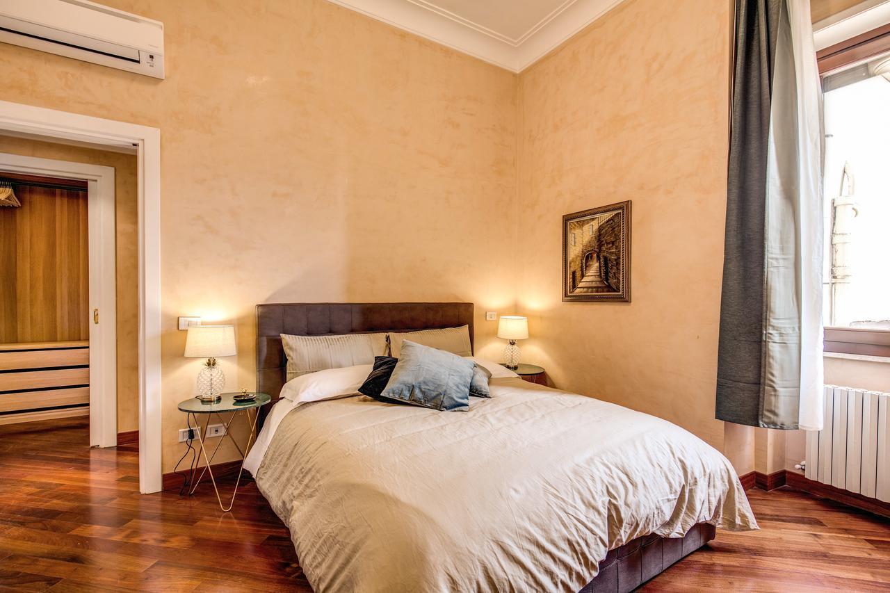 Downtown Srl - Imperial Panorama Penthouse * Rome